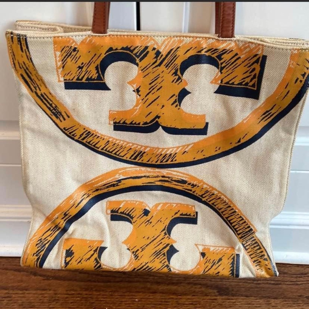 Tory Burch canvas tote 👜 - Picture 3 of 7